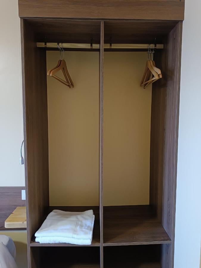 Motel 112 Algora エクステリア 写真